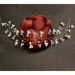 Accesoriu modern pentru decor par WED13 Argintiu cu cristale si perle de 35cm